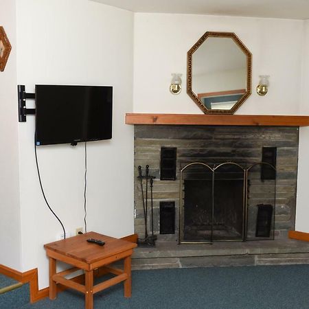 Chestnut Grove Family Resort Mount Pocono Exterior foto