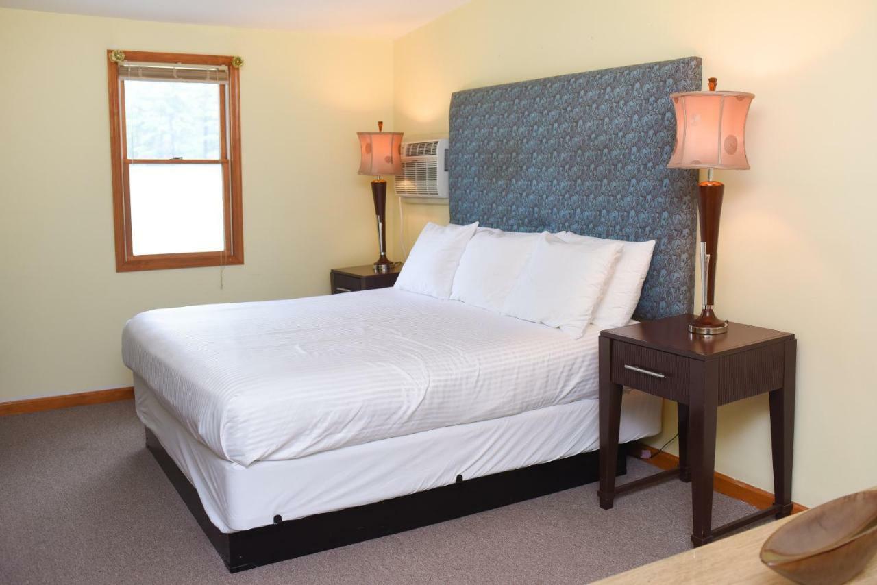 Chestnut Grove Family Resort Mount Pocono Exterior foto